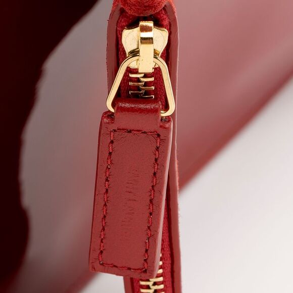 Saint Laurent Patent Leather Suzanne Small Hobo - Picture 11 of 15